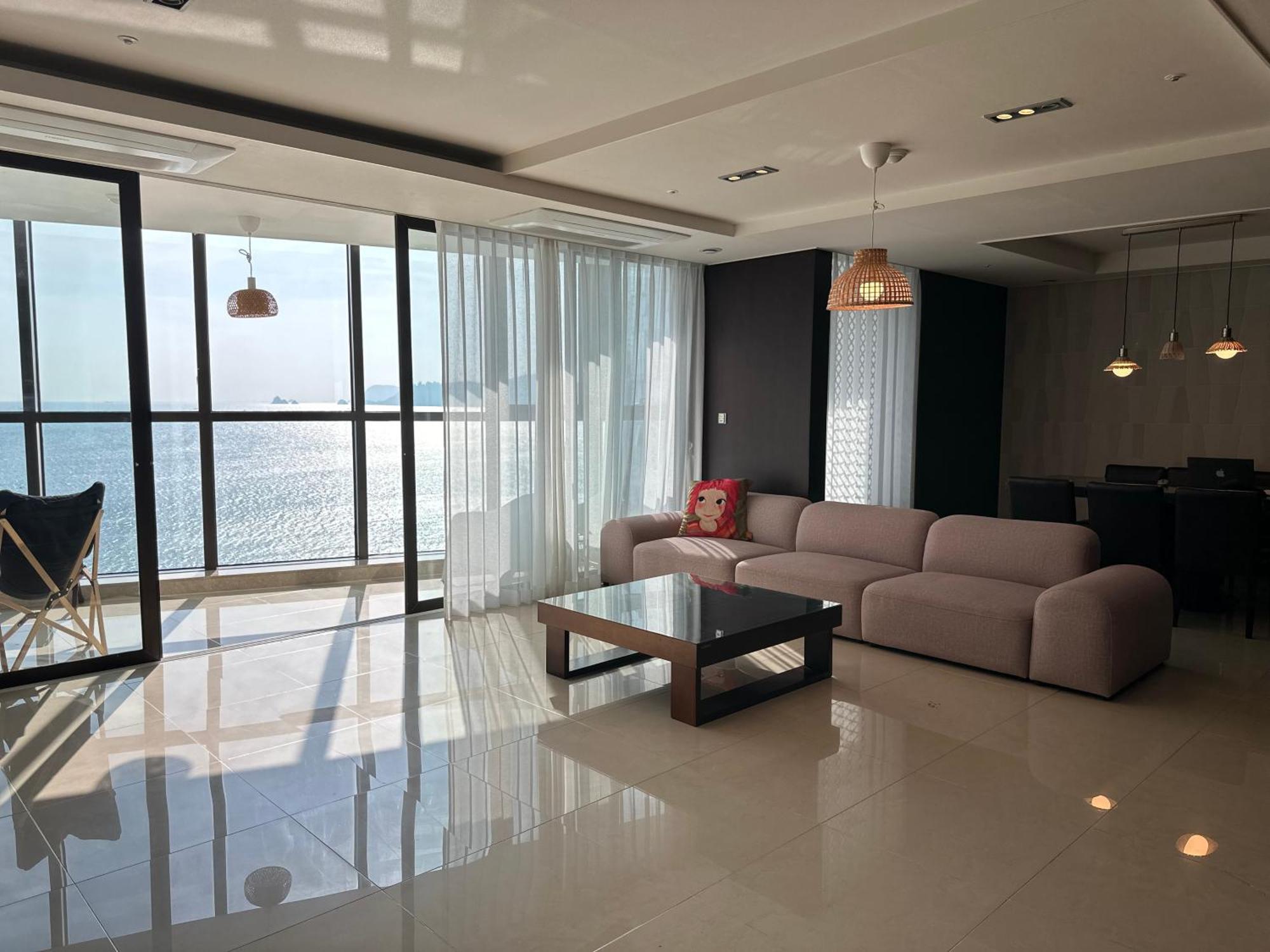 Апартаменти Haeundae Luxury House Пусан Екстер'єр фото